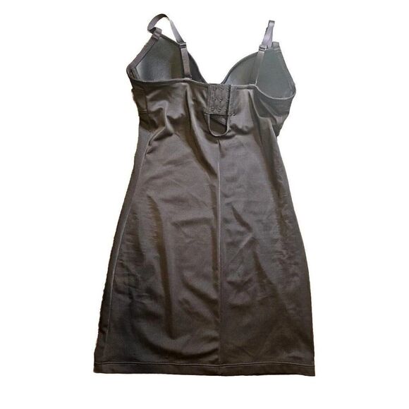 FIT BODY SLIMMER Shapewear UW Slip M Gray 382323 Figure Improving Technology EUC - Picture 2 of 4